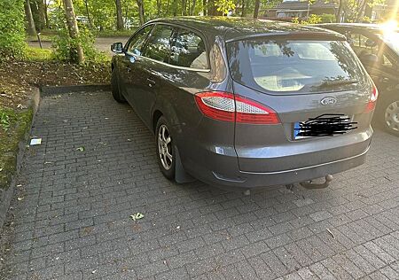 Ford Mondeo 2,0TDCi 103kW DPF Black Magic Turnier...