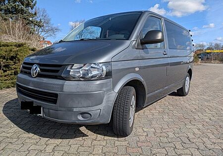 VW T5 Kombi Volkswagen KR