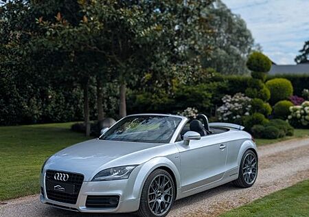 Audi TT Coupe/Roadster 3.2 Roadster quattro