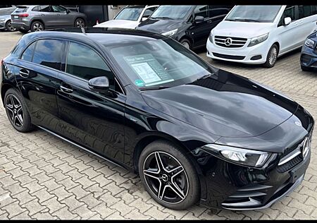 Mercedes-Benz A 250 e AMG-Line