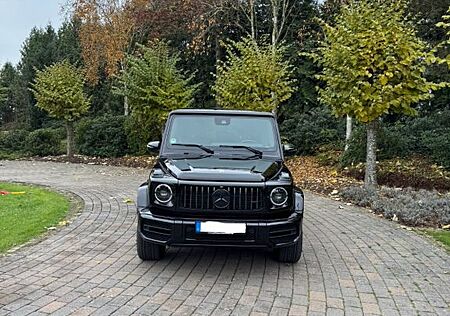 Mercedes-Benz G 63 AMG Mercedes-AMG G 63 Mercedes-AMG