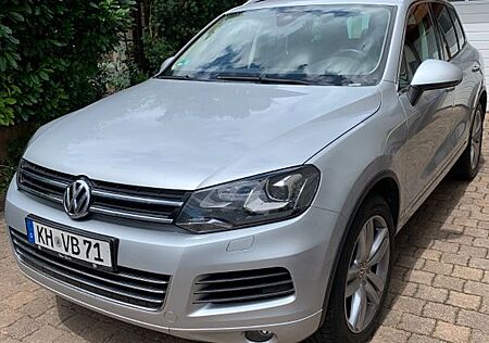 VW Touareg Volkswagen 3.0 V6 TDI Tiptronic BlueMotion Tech...