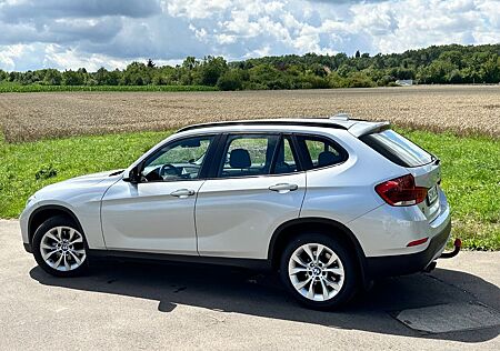 BMW X1 sDrive20i -Automatik *KeyGo* Navi
