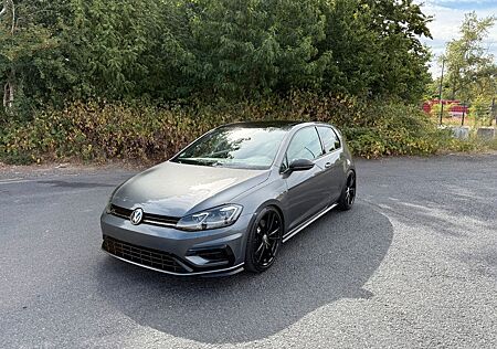 VW Golf Volkswagen 7.5 R 2.0 TSI DSG 4MOTION