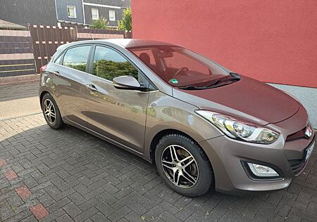 Hyundai i30 1.4 Steuerkette und Wasserpumpe neu!