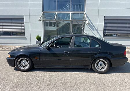 BMW 530i (Leder - BBS - Xenon - Scheckheft)