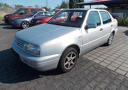 VW Vento Volkswagen 1.8 GLX Automatik TÜV bis 06/2026
