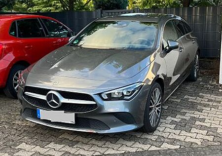 Mercedes-Benz CLA 200 Shooting Brake CLA 200 d 4MATIC DCT ...