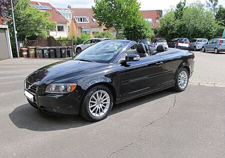 Volvo C70 2.4 Kinetic - viele Extras