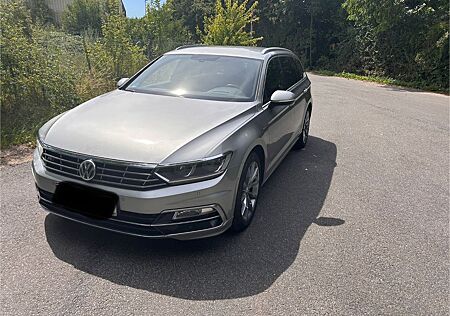 VW Passat Variant Volkswagen 2.0 TDI R-Line 190PS DSG 4Motion