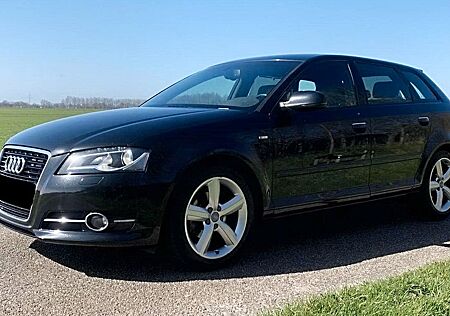 Audi A3 1.6 TDI Sportback/1.HAND/SCKHFT/NAVI