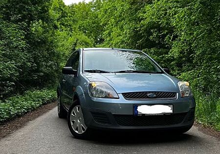 Ford Fiesta 1.3 Baujahr 2005 Gepflegter Zustand