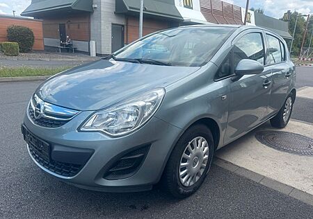 Opel Corsa 1.2 NEU TÜV / 5 Türig / 88TKM