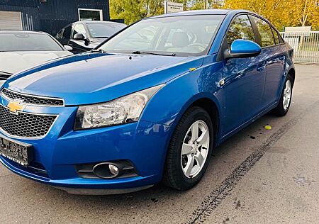 Chevrolet Cruze Lim. 1.6 KLIMA/85TKM/EUR5/8-FACH/ZENTRALVG