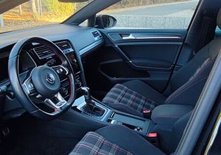 VW Golf Volkswagen 2.0 TSI OPF DSG GTI Performance GTI Per...