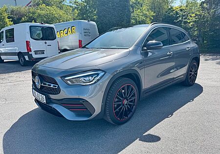 Mercedes-Benz GLA 250 e Edition 1 AMG Pano,AHK,Cam,Memory,20"