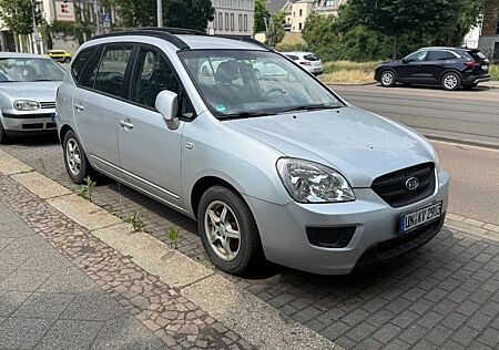 Kia Carens 2.0 CVVT LX LX