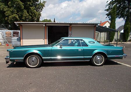 Lincoln Continental