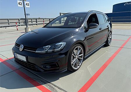 VW Golf Volkswagen R DSG 4MOTION R-PERFORMANCE LED VARIANT