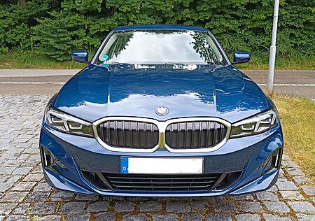 BMW 318i G20 LCI (Curved Display Widescreen...)