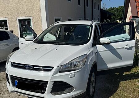 Ford Kuga 2,0 TDCi 4x4 110kW SYNC Edition PowerSh...
