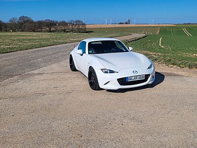 Mazda MX-5 RF 2.0 SKYACTIV-G 184 Drive Sports-Line...
