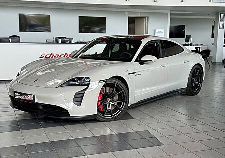 Porsche Taycan GTS+Luft+Hinterradlenk.+Beifahrerdispl.+