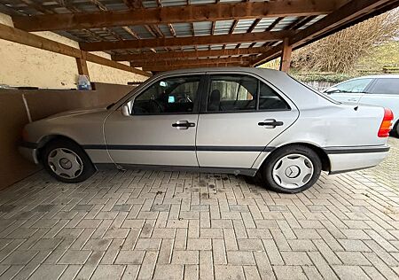 Mercedes-Benz C 200 CLASSIC Classic