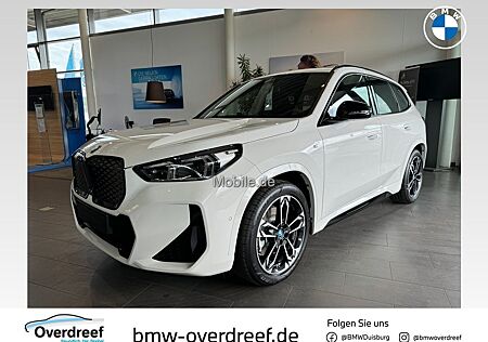 BMW iX1 xDrive30 M Sportpaket Panorama Head-Up AHK