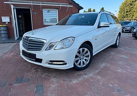 Mercedes-Benz E 200 E 200T 200 CDI BlueEfficiency/NAVI/LEDER/EX TAXI