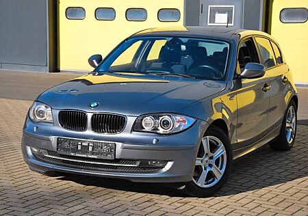 BMW 118i Edition / /M//Sportpaket/XENON/NAVI/PDC