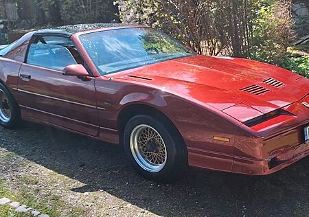 Pontiac Firebird Trans-Am GTA