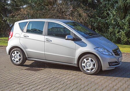 Mercedes-Benz A 180 Autotronic -