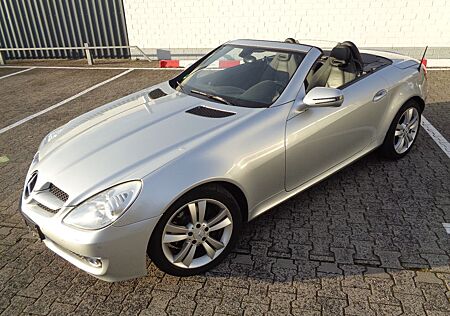 Mercedes-Benz SLK 200 KOMP.Automatik Leder Klima XenonNavi.PDC