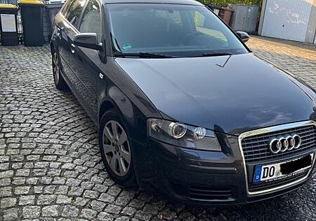 Audi A3 1.8 TFSI S tronic Ambiente Sportback Ambiente