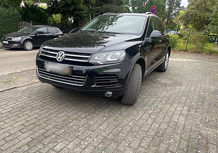 VW Touareg Volkswagen 3.0 V6 TDI 150kW Tiptr Exclusive BMo...