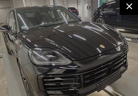Porsche Cayenne Coupe E-Hybrid*AHK*Luft*InnoDrive*18Wege
