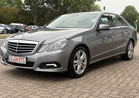 Mercedes-Benz E 200 CGI AVANDGARDE/2HAND/TOP GEPFLEGT
