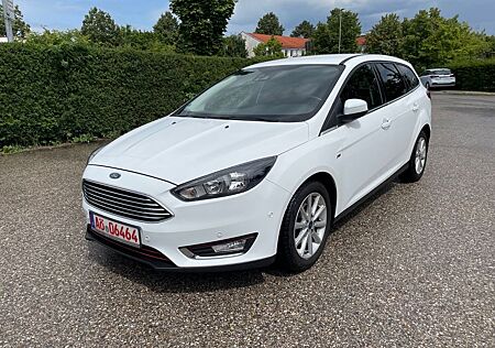 Ford Focus Turnier Titanium