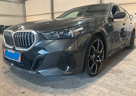 BMW 520d xDrive M Sport 360° HUD
