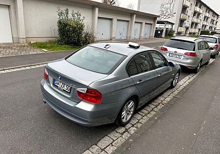 BMW 318i