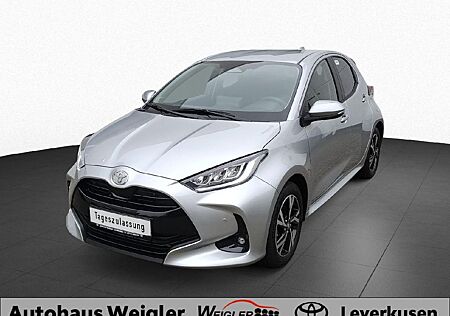 Toyota Yaris Hybrid Teamplayer,Safety+Comfort