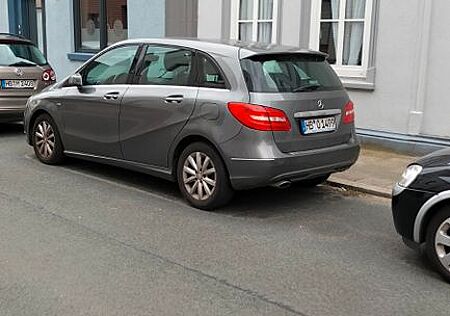Mercedes-Benz B 200 CDI BlueEFFICIENCY Edition 1 Edition 1