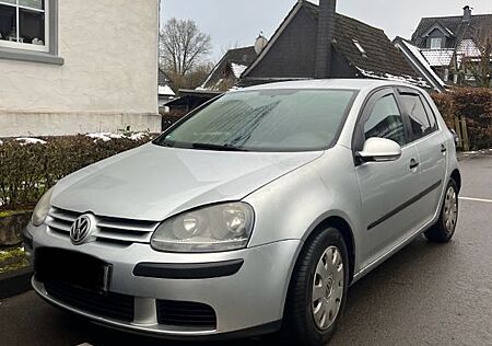 VW Golf Volkswagen 1.6 TÜV/105PS/5Türer