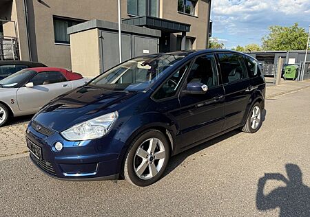Ford S-Max Titanium