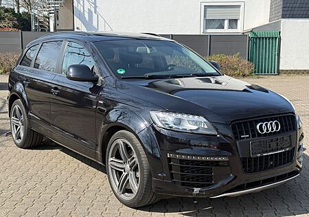 Audi Q7 3.0 TDI quattro*V12 OPTIK*SHZG*VOLL*7-SITZER*