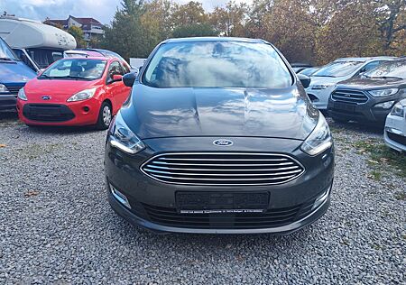Ford Grand C-Max Titanium