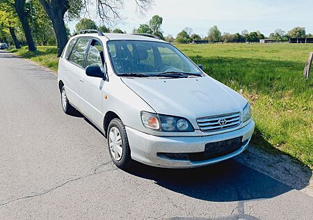 Toyota Picnic 2.2 TD Klima