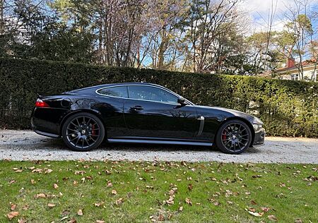 Jaguar XKR -S Coupé - 1 of 200 Sondermodell