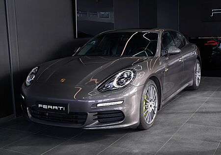 Porsche Panamera E-Hybrid S